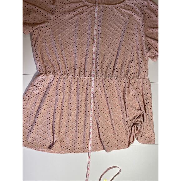 Lane Bryant Top Peach Eyelet Short Sleeve Pullover Plus Size 22/24 Elastic Waist - Picture 8 of 16
